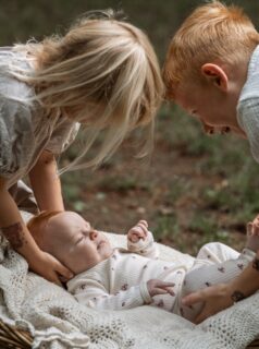 En heldig lillesøster lige i smørklatten ❤️

#fotograf #fotografering #børnefotograf #børnefotografering #familiefotograf #familiefotografering #fotografsønderjylland #fotografjylland #fotografsyddanmark